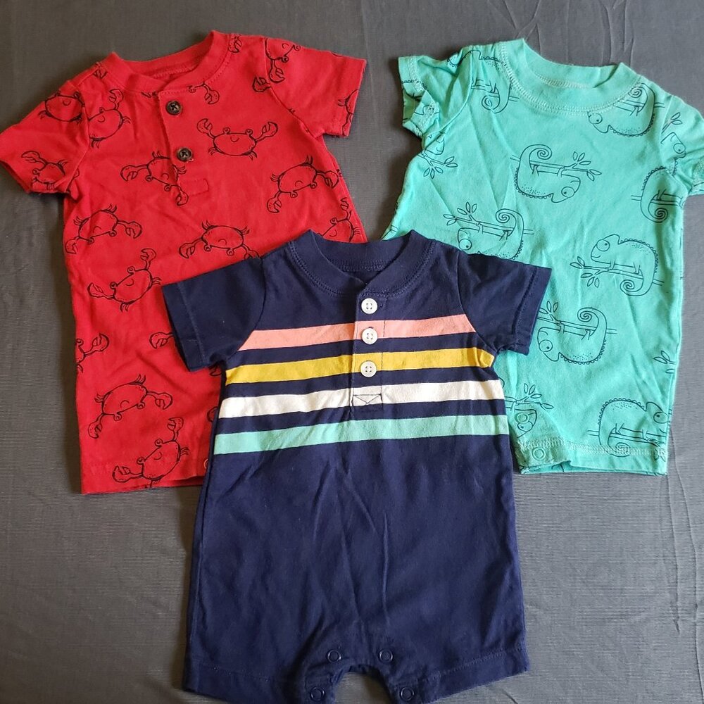 Carter's 3 pack of NB rompers